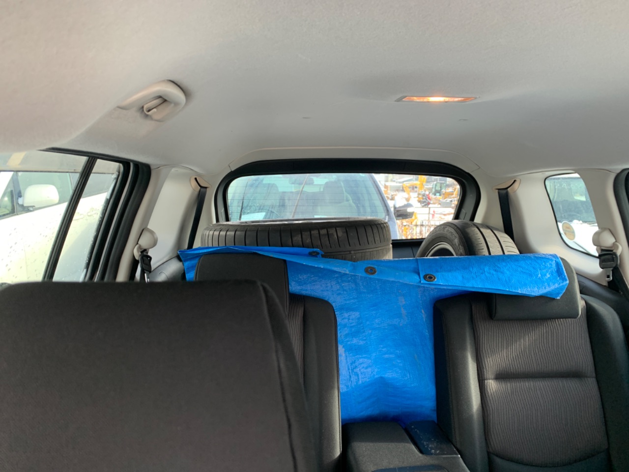 プレマシー DBA-CWEFW ヘッドレスト プレマシー フットレストの通販