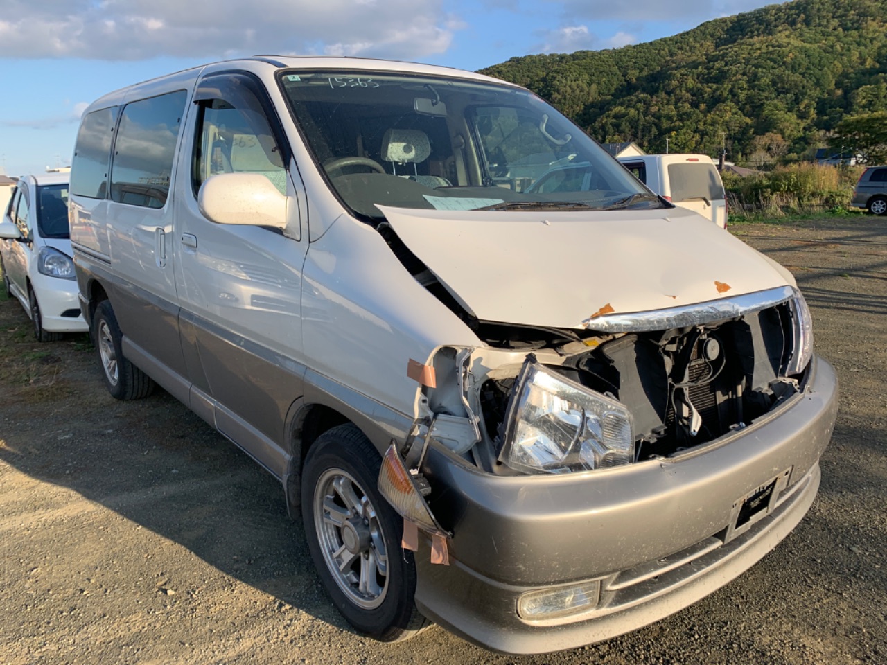 トヨタ純正グランドハイエース 15×6J +30 6H PCD139.7 中古 鉄ホイール 