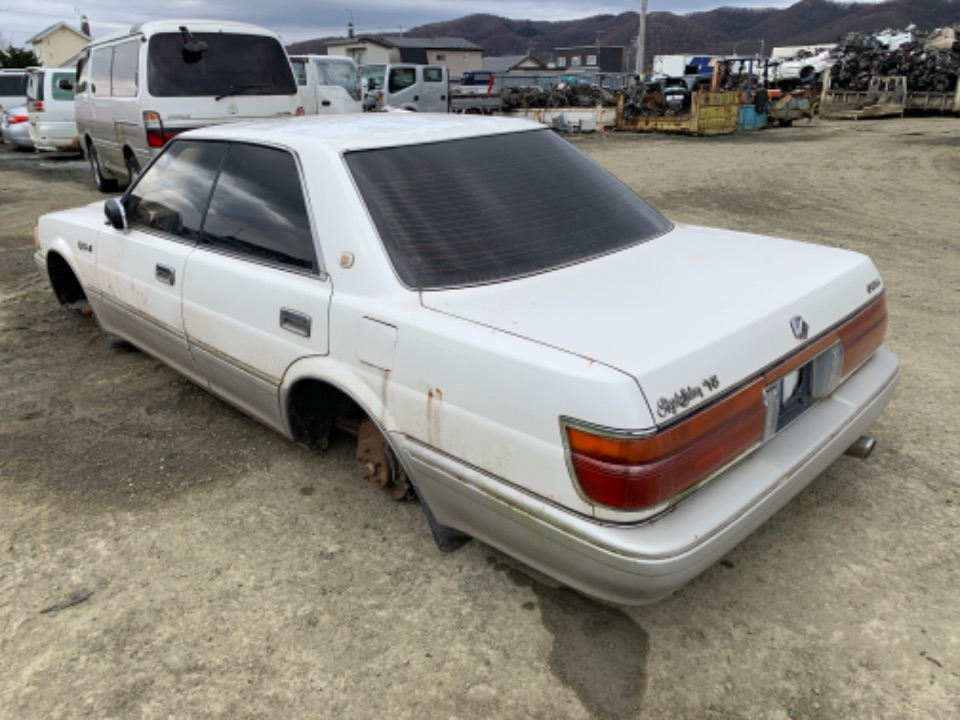 トヨタ クラウン UZS131 部品取り バラ売り無し 1/24 トヨタ UZS131 クラウン ロイヤルサルーンG '89｜株式会社