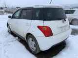 TOYOTA Ist  2/21